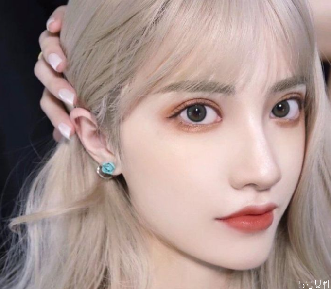 美瞳環(huán)狀花紋適合什么人 美瞳環(huán)狀花紋推薦 美瞳環(huán)狀花紋適合什么人 美瞳環(huán)狀花紋推薦