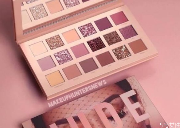 大亮片眼影怎么涂好看 亮片眼影推薦 大亮片眼影怎么涂好看 亮片眼影推薦