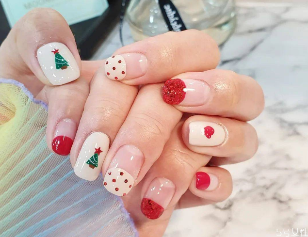 圣誕款美甲2020 圣誕系列美甲 圣誕款美甲2020 圣誕系列美甲