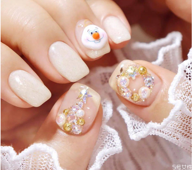 圣誕款美甲2020 圣誕系列美甲 圣誕款美甲2020 圣誕系列美甲