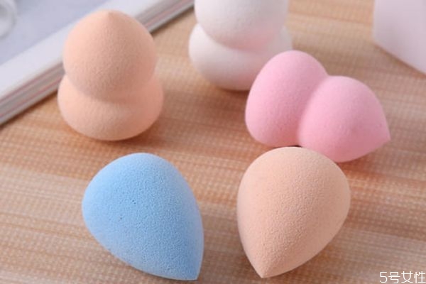 美妝蛋第一次要怎么使用 美妝蛋需要買貴的嗎 美妝蛋第一次要怎么使用 美妝蛋需要買貴的嗎