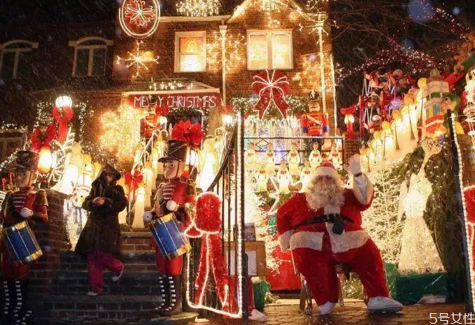 平安夜的朋友圈說說 平安夜適合發(fā)的文案 平安夜的朋友圈說說 平安夜適合發(fā)的文案