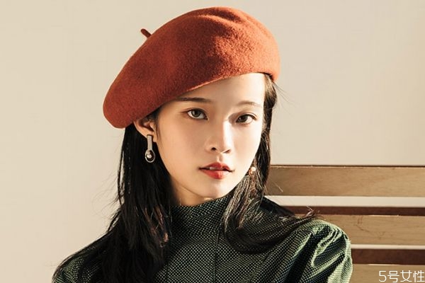 短頭發(fā)適合貝雷帽嗎 適合短發(fā)的帽子 短頭發(fā)適合貝雷帽嗎 適合短發(fā)的帽子