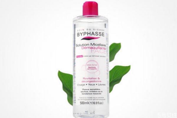 卸妝水使用注意事項 用手卸妝步驟 卸妝水使用注意事項 用手卸妝步驟