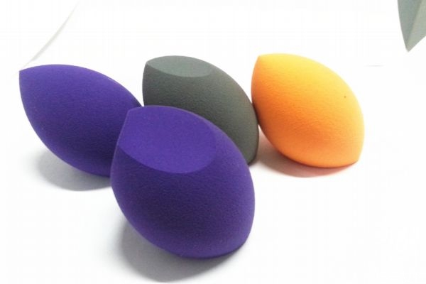 美妝蛋第一次要怎么使用 美妝蛋需要買(mǎi)貴的嗎 美妝蛋第一次要怎么使用 美妝蛋需要買(mǎi)貴的嗎