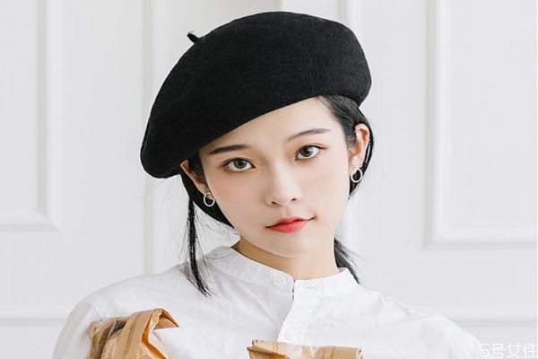 貝雷帽什么材質(zhì)比較好 貝雷帽和南瓜帽的區(qū)別 貝雷帽什么材質(zhì)比較好 貝雷帽和南瓜帽的區(qū)別