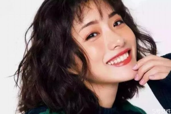 眼角有笑紋怎么辦 眼角笑紋怎么去除 眼角有笑紋怎么辦 眼角笑紋怎么去除