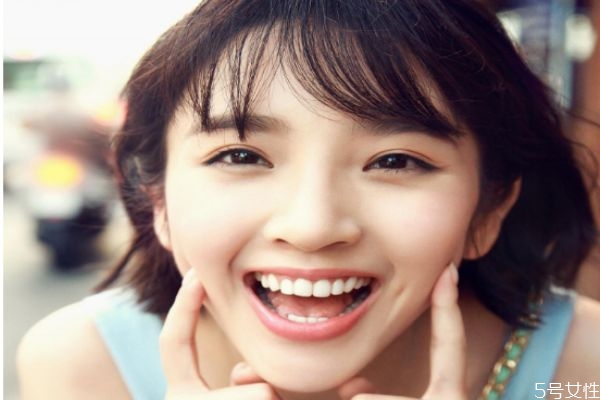 眼角紋和笑紋該怎么去除 去笑紋的眼霜 眼角紋和笑紋該怎么去除 去笑紋的眼霜