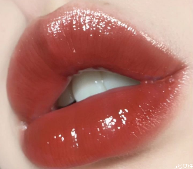 花知曉獨(dú)角獸唇釉怎么樣 花知曉獨(dú)角獸唇釉試色 花知曉獨(dú)角獸唇釉怎么樣 花知曉獨(dú)角獸唇釉試色