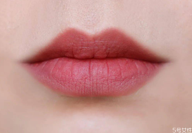花知曉小天使口紅試色 花知曉口紅好用嗎 花知曉小天使口紅試色 花知曉口紅好用嗎