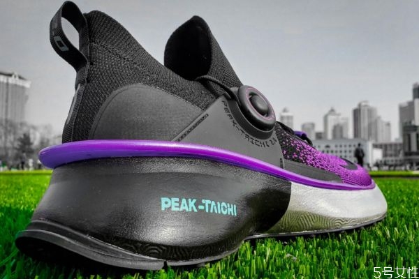 匹克態(tài)極1.0和2.0哪個好 匹克態(tài)極2.0透氣性如何 匹克態(tài)極1.0和2.0哪個好 匹克態(tài)極2.0透氣性如何