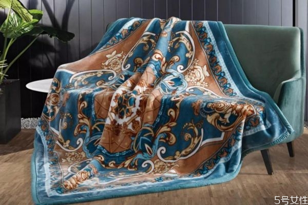 毛毯能用洗衣機(jī)甩干嗎 毛毯能用洗衣機(jī)烘干嗎 毛毯能用洗衣機(jī)甩干嗎 毛毯能用洗衣機(jī)烘干嗎