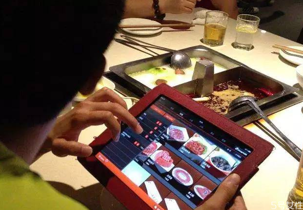 海底撈人均消費(fèi) 海底撈一頓大概多少錢(qián) 海底撈人均消費(fèi) 海底撈一頓大概多少錢(qián)