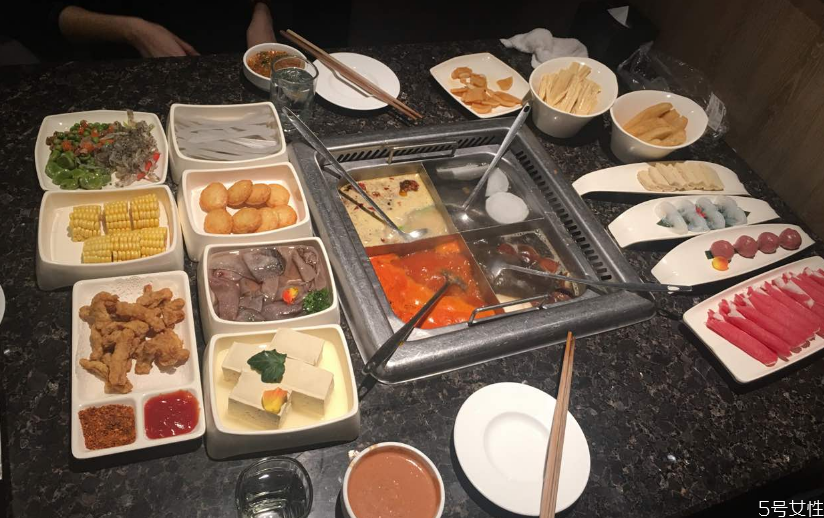 海底撈可以點(diǎn)清水鍋嗎 海底撈清水鍋怎么自制鍋底 海底撈可以點(diǎn)清水鍋嗎 海底撈清水鍋怎么自制鍋底