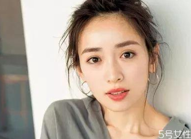 染發(fā)膏可以漂眉毛嗎 為什么染發(fā)膏不能染眉毛 染發(fā)膏可以漂眉毛嗎 為什么染發(fā)膏不能染眉毛