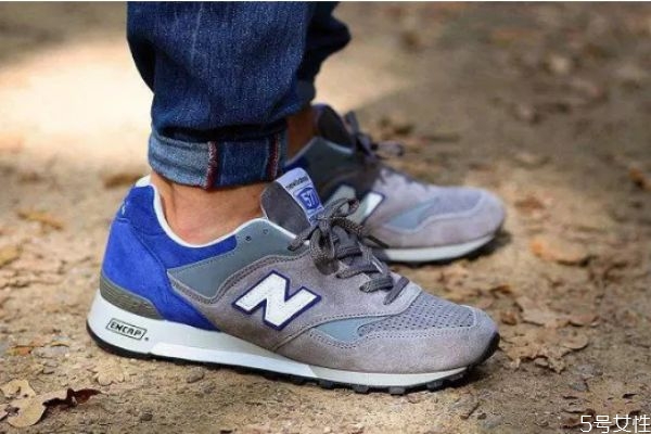 褲腳太大了怎么卷 最帥挽褲腳方法 褲腳太大了怎么卷 最帥挽褲腳方法