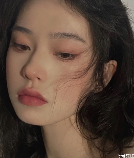 氛圍感美女妝容 普通人如何變身氛圍感美女 氛圍感美女妝容 普通人如何變身氛圍感美女