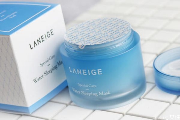 天天晚上擦睡眠面膜好嗎 睡眠面膜用在護(hù)膚哪個(gè)步驟 天天晚上擦睡眠面膜好嗎 睡眠面膜用在護(hù)膚哪個(gè)步驟