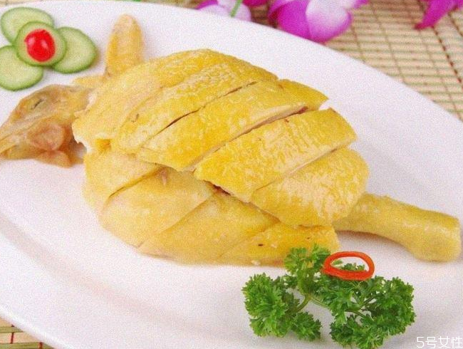 白切雞的汁怎么調(diào) 白切雞蘸料怎么調(diào)好吃 白切雞的汁怎么調(diào) 白切雞蘸料怎么調(diào)好吃