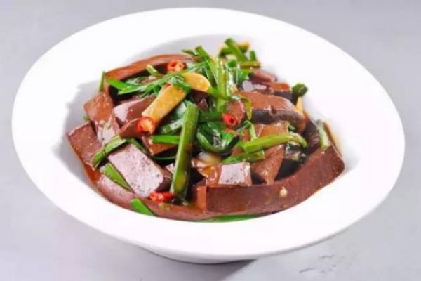 豬血怎么炒又嫩又好吃 制作美味豬血的秘訣 豬血怎么炒又嫩又好吃 制作美味豬血的秘訣