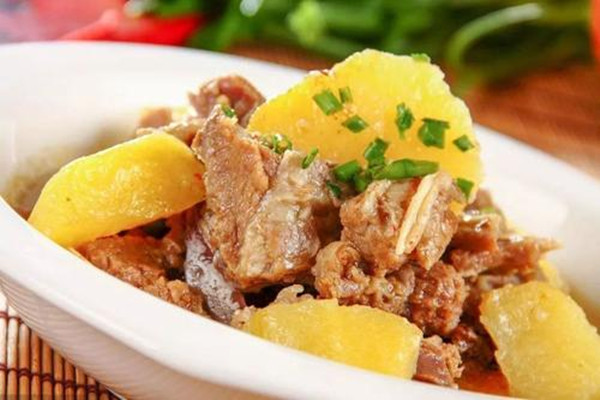 土豆燉排骨怎么做 土豆燉排骨的做法 土豆燉排骨怎么做 土豆燉排骨的做法