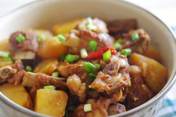 土豆燉排骨怎么做 土豆燉排骨的做法 土豆燉排骨怎么做 土豆燉排骨的做法