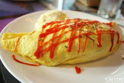 蛋包飯的蛋液怎么調(diào) 網(wǎng)紅蛋包飯的做法 蛋包飯的蛋液怎么調(diào) 網(wǎng)紅蛋包飯的做法