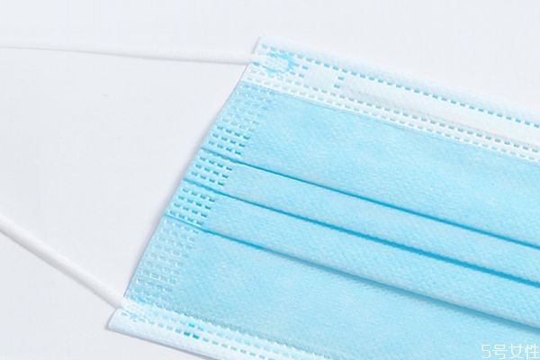 口罩戴久了會(huì)引起支氣管炎嗎 戴口罩會(huì)引起干咳嗎 口罩戴久了會(huì)引起支氣管炎嗎 戴口罩會(huì)引起干咳嗎