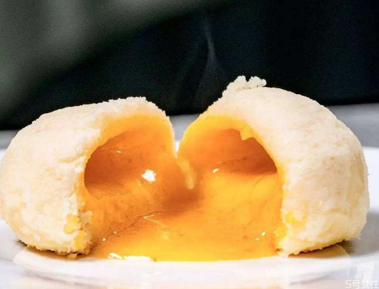 流沙包怎么包才不露 流沙包怎么蒸才不露餡 流沙包怎么包才不露 流沙包怎么蒸才不露餡