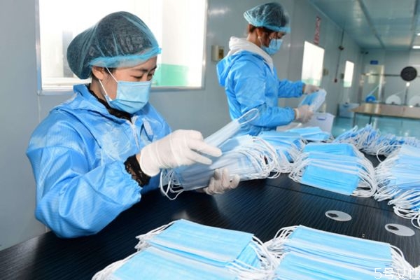 戴口罩起霧怎么辦 冬天戴口罩眼鏡不起霧的方法 戴口罩起霧怎么辦 冬天戴口罩眼鏡不起霧的方法