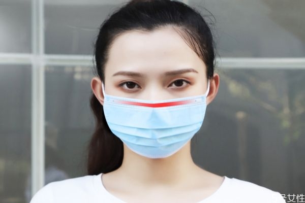 戴口罩起痘痘怎么辦 戴口罩怎么避免長(zhǎng)痘 戴口罩起痘痘怎么辦 戴口罩怎么避免長(zhǎng)痘