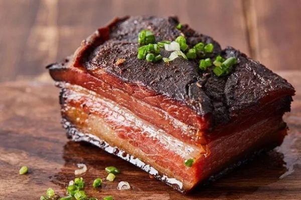 臘肉應(yīng)該怎么做 做臘肉的注意 臘肉應(yīng)該怎么做 做臘肉的注意