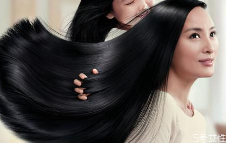 頭發(fā)白了有什么辦法才能變黑 治白發(fā)最有效的方法偏方 頭發(fā)白了有什么辦法才能變黑 治白發(fā)最有效的方法偏方