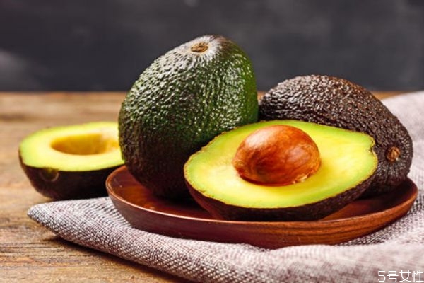 牛油果每天吃好嗎 每天吃牛油果會胖嗎 牛油果每天吃好嗎 每天吃牛油果會胖嗎