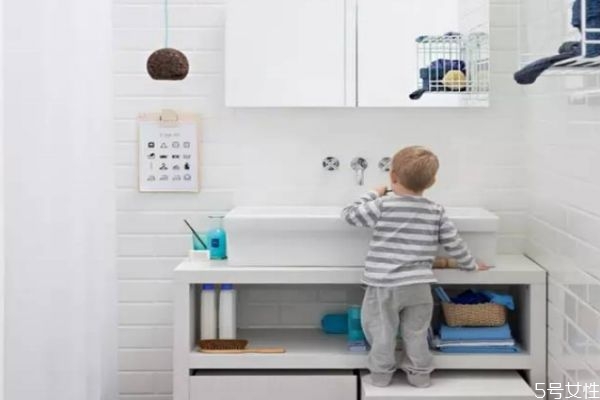 買(mǎi)洗手盆需要注意哪些 常見(jiàn)洗手盆類型選擇 買(mǎi)洗手盆需要注意哪些 常見(jiàn)洗手盆類型選擇