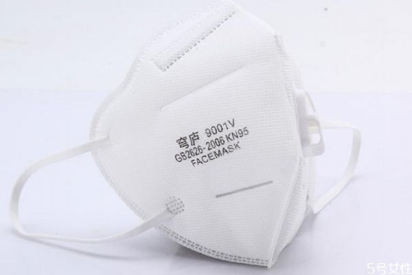 呼吸閥口罩為什么不能進醫(yī)院 呼吸閥口罩的優(yōu)缺點 呼吸閥口罩為什么不能進醫(yī)院 呼吸閥口罩的優(yōu)缺點