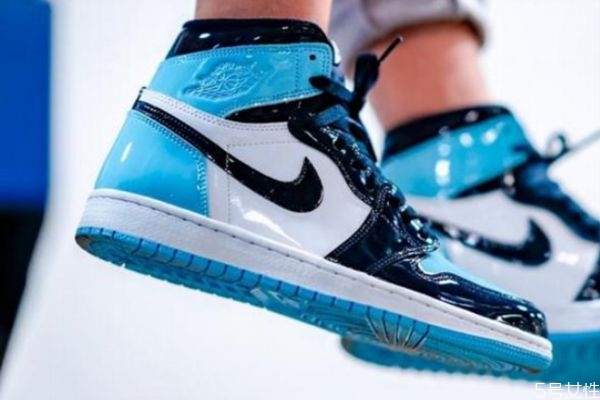 aj鞋內(nèi)部起球是真的不 aj鞋后跟起球怎么處理 aj鞋內(nèi)部起球是真的不 aj鞋后跟起球怎么處理