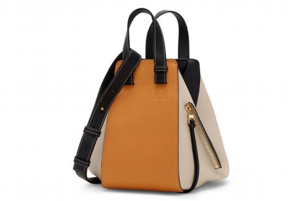 皮包被雨淋濕了怎么辦 皮包被雨淋濕了處理方法 皮包被雨淋濕了怎么辦 皮包被雨淋濕了處理方法