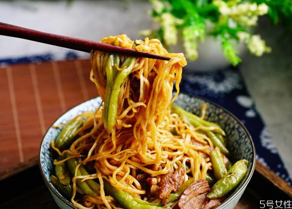 燜面太咸了怎么辦 面條有點咸咋辦 燜面太咸了怎么辦 面條有點咸咋辦