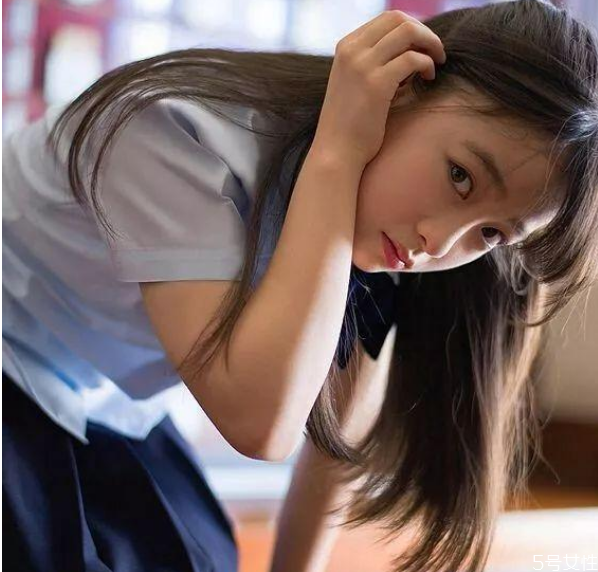 為什么jk制服這么受歡迎 男生都喜歡穿jk的女孩嗎 為什么jk制服這么受歡迎 男生都喜歡穿jk的女孩嗎