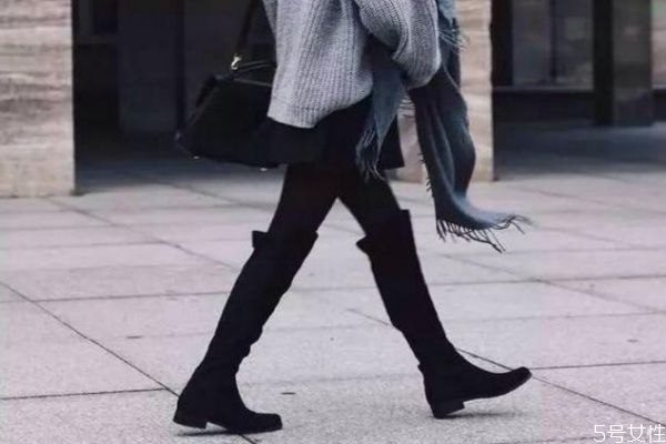 騎士靴適合什么人 騎士靴綁帶好看還是光面好看 騎士靴適合什么人 騎士靴綁帶好看還是光面好看