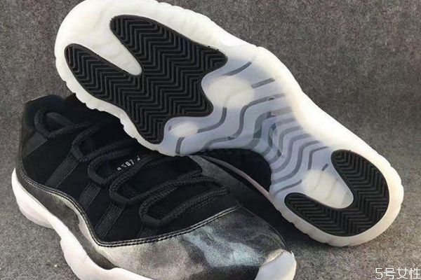 aj11水晶底多久會(huì)氧化 aj11氧化底可以復(fù)原嗎 aj11水晶底多久會(huì)氧化 aj11氧化底可以復(fù)原嗎