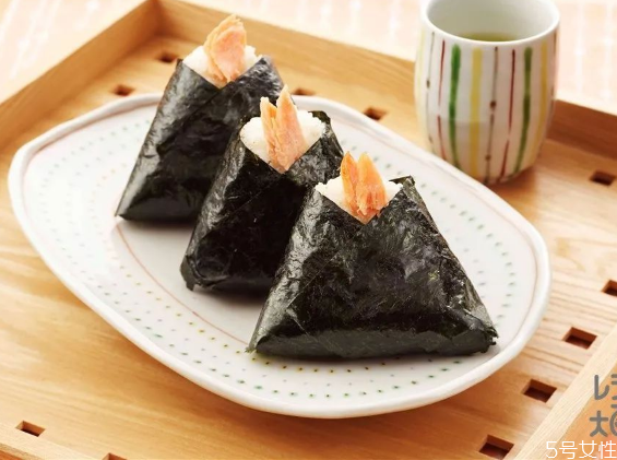 日本的飯團(tuán)有味道嗎 日式飯團(tuán)有哪些種類 日本的飯團(tuán)有味道嗎 日式飯團(tuán)有哪些種類