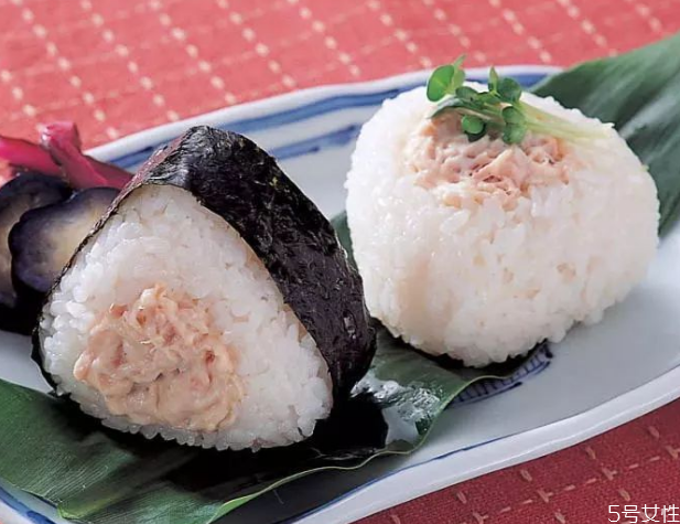 日本的飯團(tuán)有味道嗎 日式飯團(tuán)有哪些種類 日本的飯團(tuán)有味道嗎 日式飯團(tuán)有哪些種類