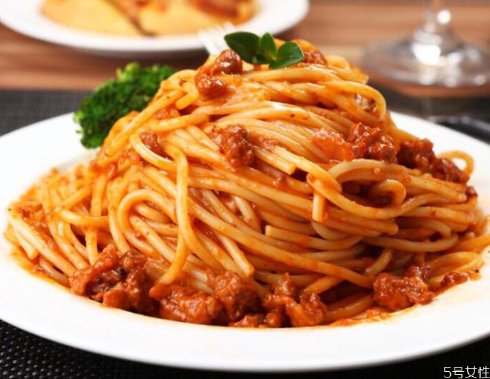 意面煮多長時(shí)間最好 螺旋意面煮多久才熟 意面煮多長時(shí)間最好 螺旋意面煮多久才熟