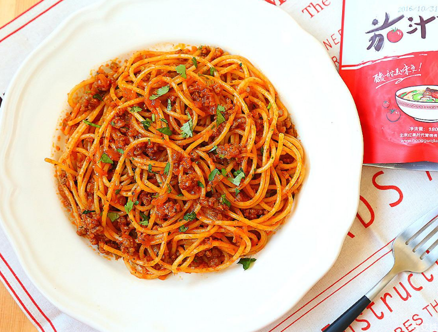 煮意大利面為什么要放鹽 煮意面加多少鹽合適 煮意大利面為什么要放鹽 煮意面加多少鹽合適