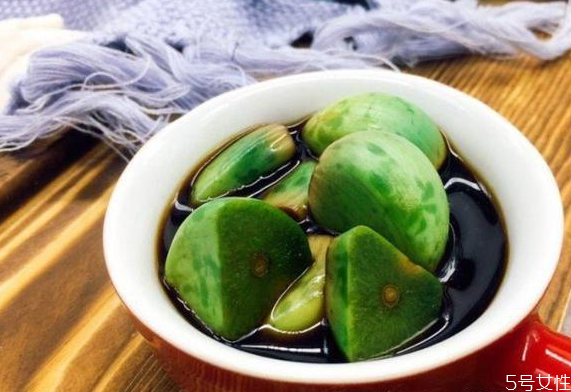 臘八蒜泡一個(gè)月也沒綠 臘八蒜不綠還能補(bǔ)救嗎 臘八蒜泡一個(gè)月也沒綠 臘八蒜不綠還能補(bǔ)救嗎