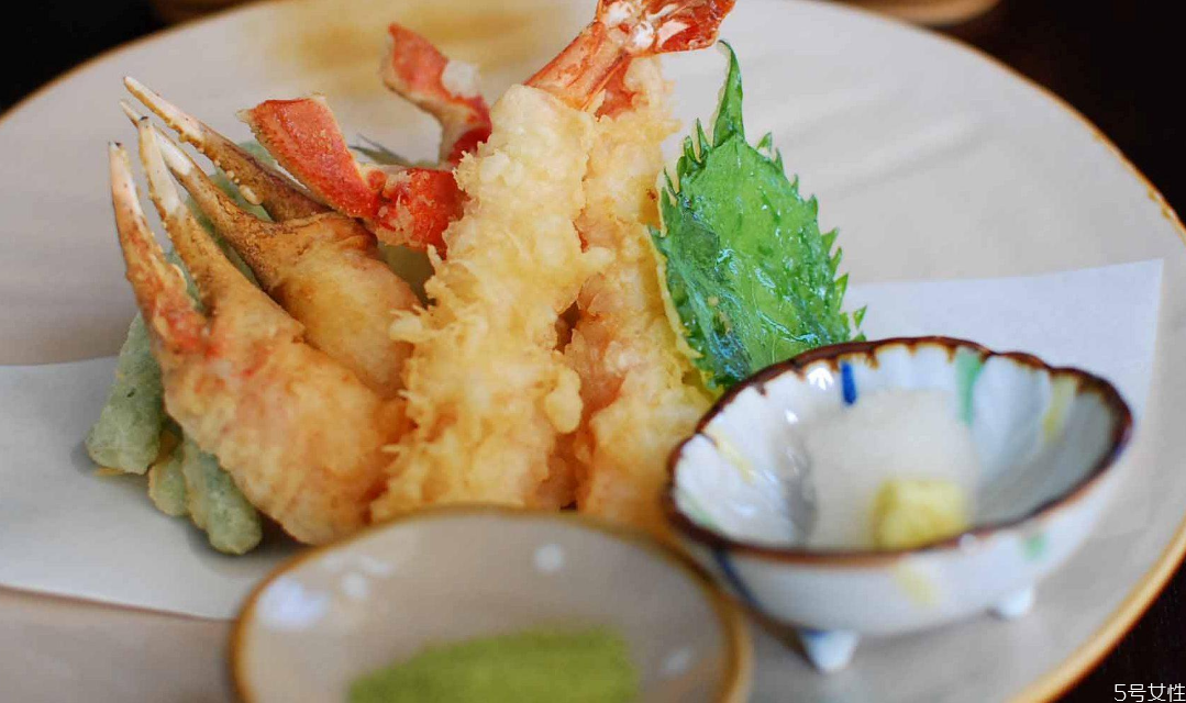 天婦羅面糊怎么調 天婦羅怎么炸的蓬松 天婦羅面糊怎么調 天婦羅怎么炸的蓬松