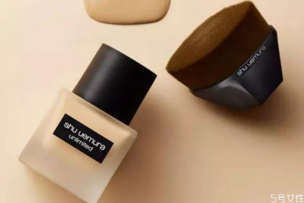 植村秀小方瓶一定要用刷子嗎 植村秀小方瓶怎么用 植村秀小方瓶一定要用刷子嗎 植村秀小方瓶怎么用