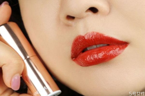 蘭蔻196粉金管和黑管的區(qū)別 蘭蔻196紅管和黑管區(qū)別 蘭蔻196粉金管和黑管的區(qū)別 蘭蔻196紅管和黑管區(qū)別